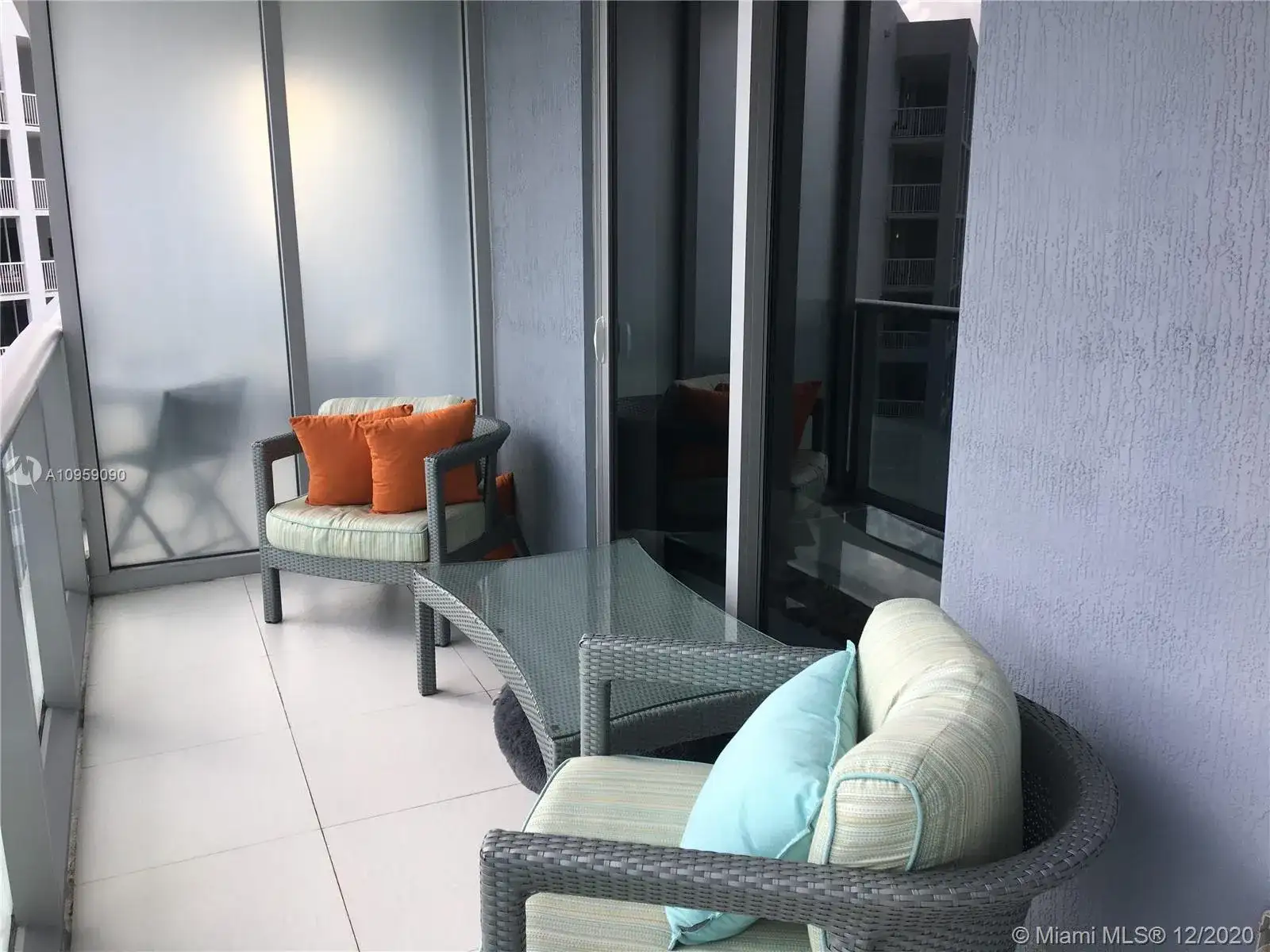 1300 Brickell Bay Dr # 2604, Miami FL 33131 photo 4