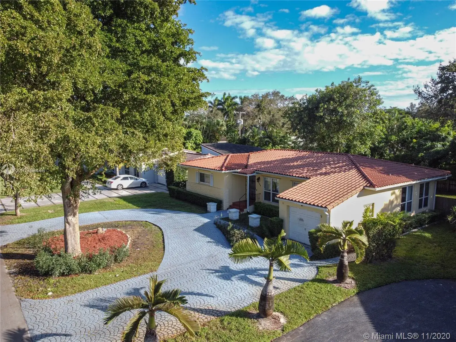 1202 NE 93rd St, Miami Shores FL 33138 photo 2
