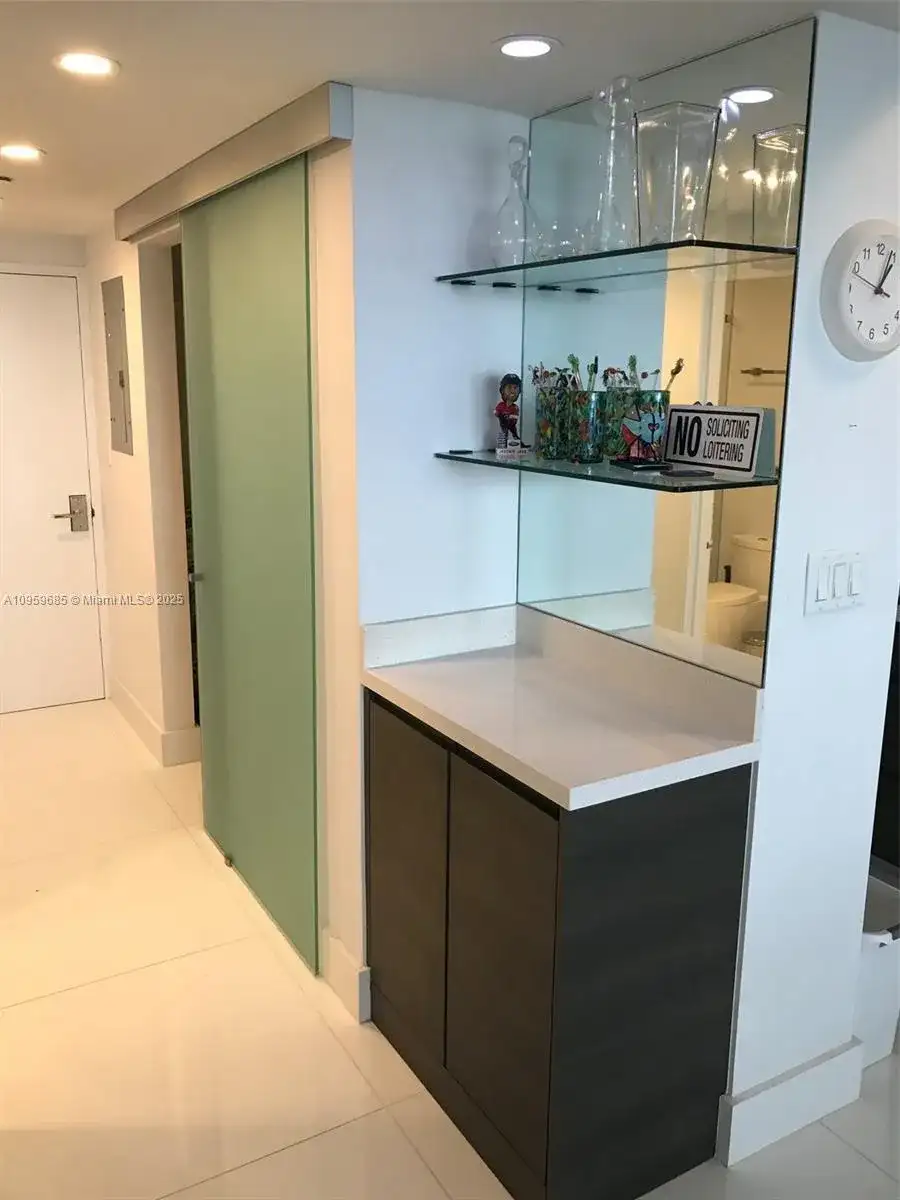 100 Lincoln Rd # 719, Miami Beach FL 33139 photo 4
