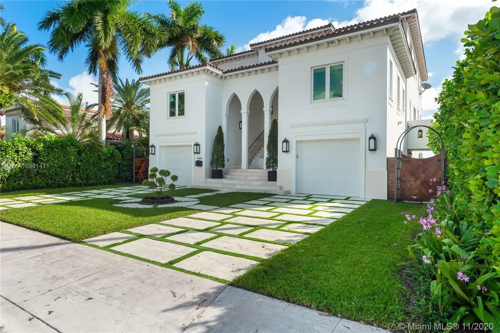 1460 S Treasure Dr, North Bay Village FL 33141 photo 2