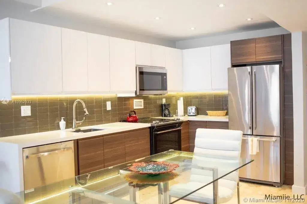 2301 Collins Ave # 1117, Miami Beach FL 33139 photo 3
