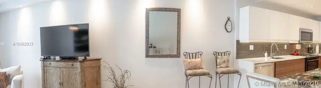 2301 Collins Ave # 1117, Miami Beach FL 33139 photo 5