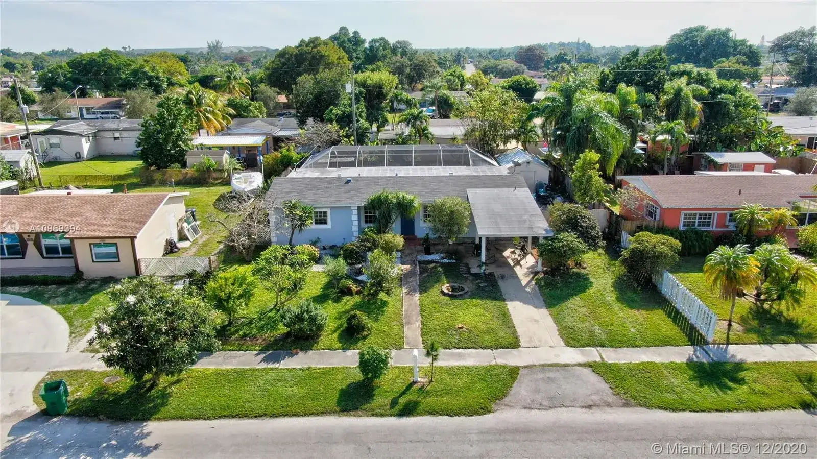 10120 Nicaragua Dr, Cutler Bay FL 33189 photo 2