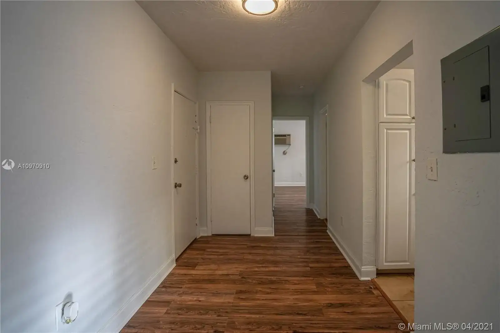 7510 Byron Ave # 4, Miami Beach FL 33141 photo 5