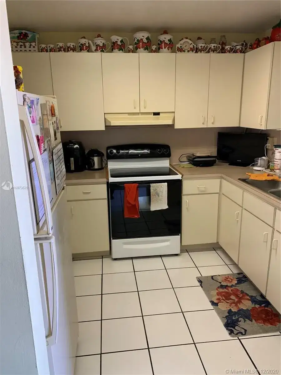 6175 W 20th Ave # 311, Hialeah FL 33012 photo 3