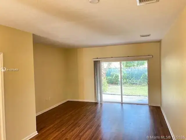 17331 NW 7th Ave # 108, Miami Gardens FL 33169 photo 2