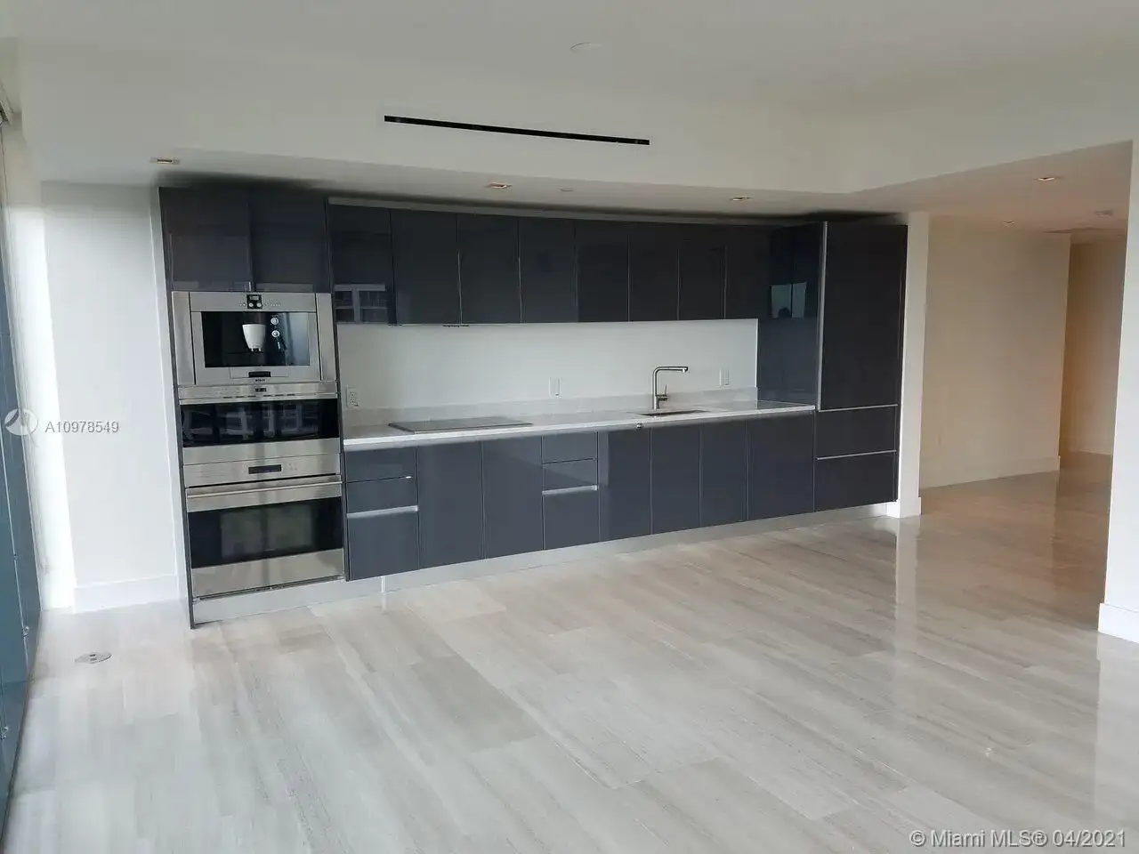 1451 Brickell Ave # 2004, Miami FL 33131 photo 3