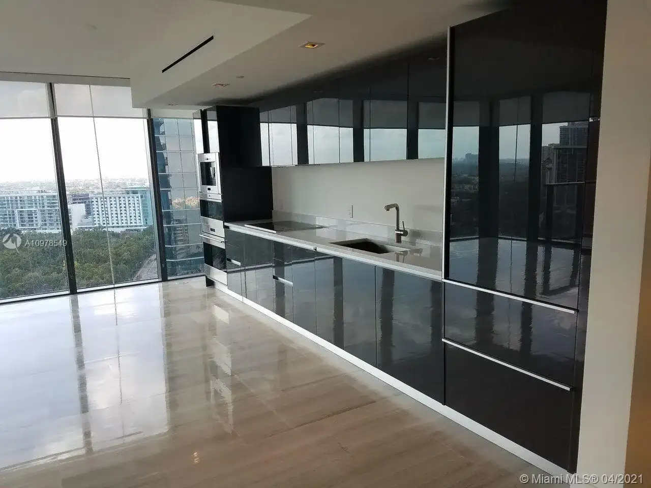 1451 Brickell Ave # 2004, Miami FL 33131 photo 4