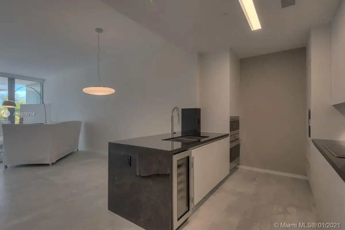 801 S Pointe Dr # 203, Miami Beach FL 33139 photo 2