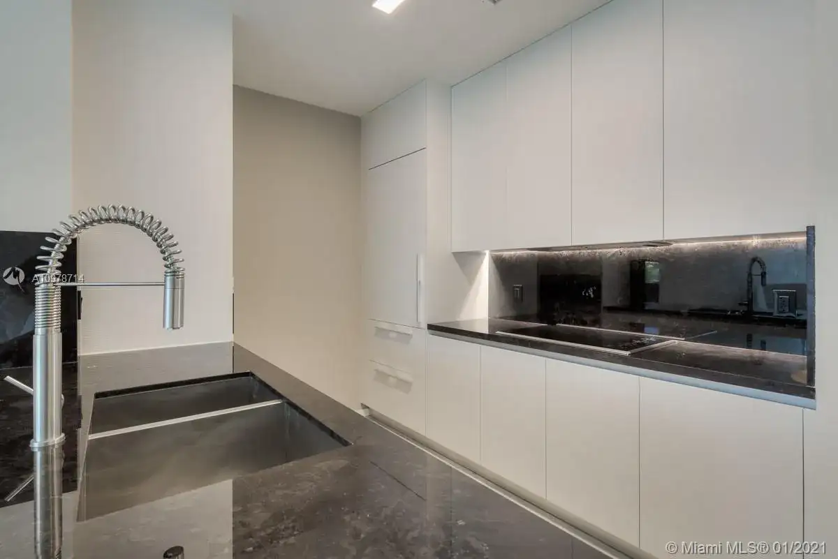 801 S Pointe Dr # 203, Miami Beach FL 33139 photo 4