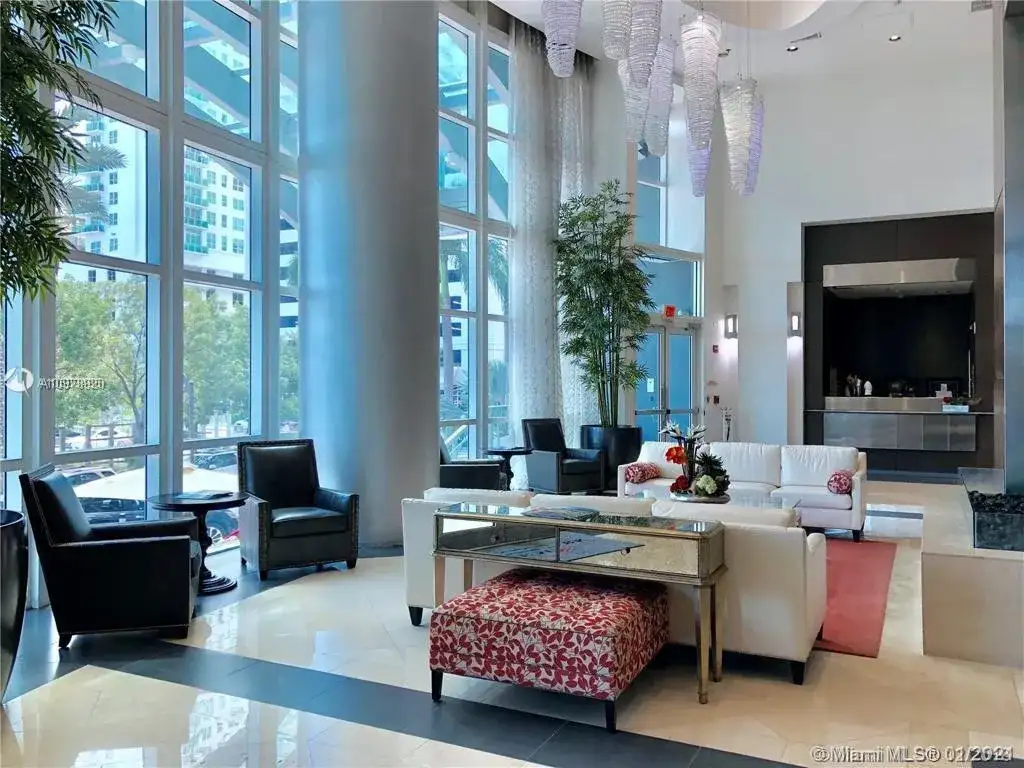 1155 Brickell Bay Dr # 2805, Miami FL 33131 photo 4