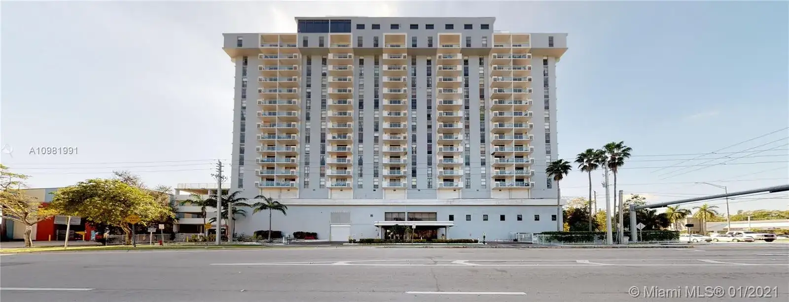 13499 Biscayne Blvd # 807, North Miami FL 33181 photo 2