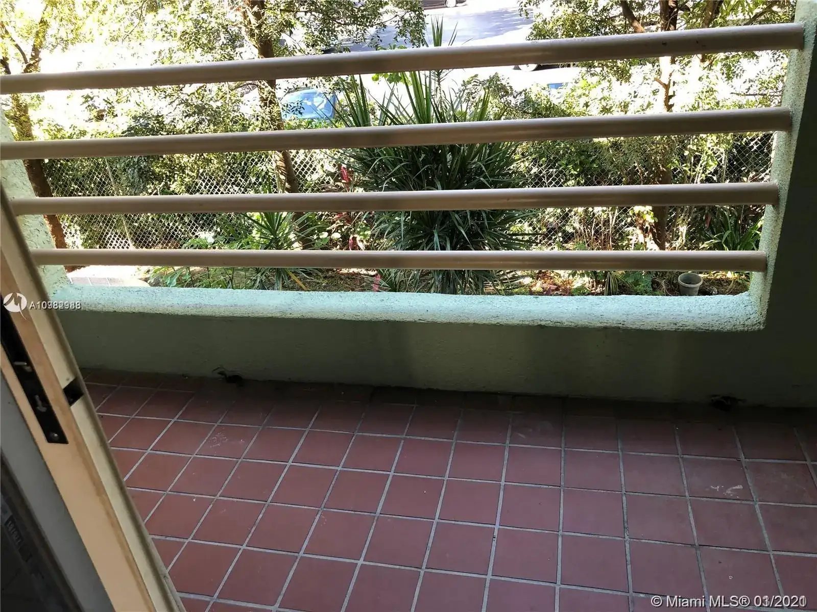11133 NW 7th St # 3, Miami FL 33172 photo 4
