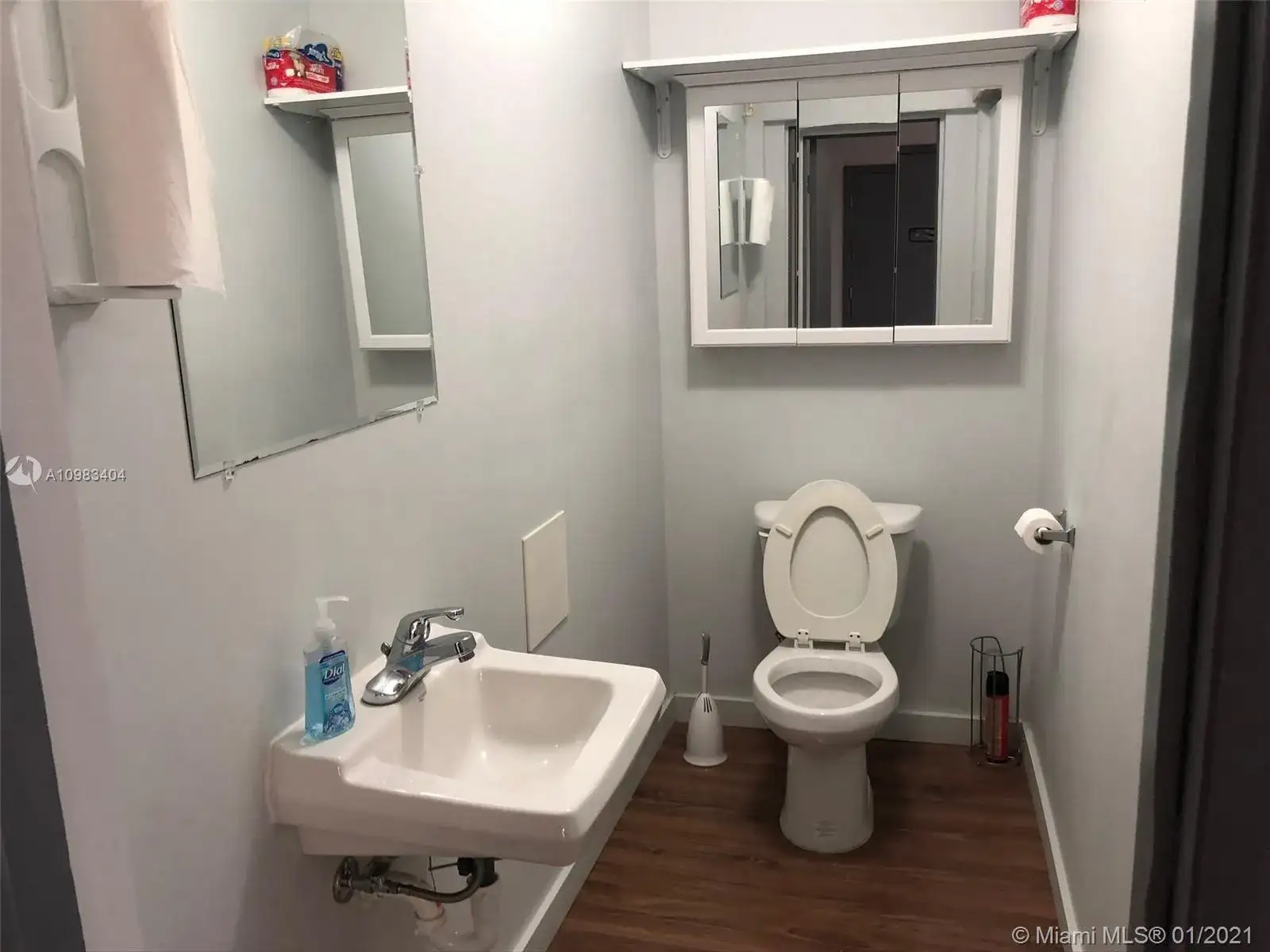 1324 NW 29th St, Miami FL 33142 photo 5