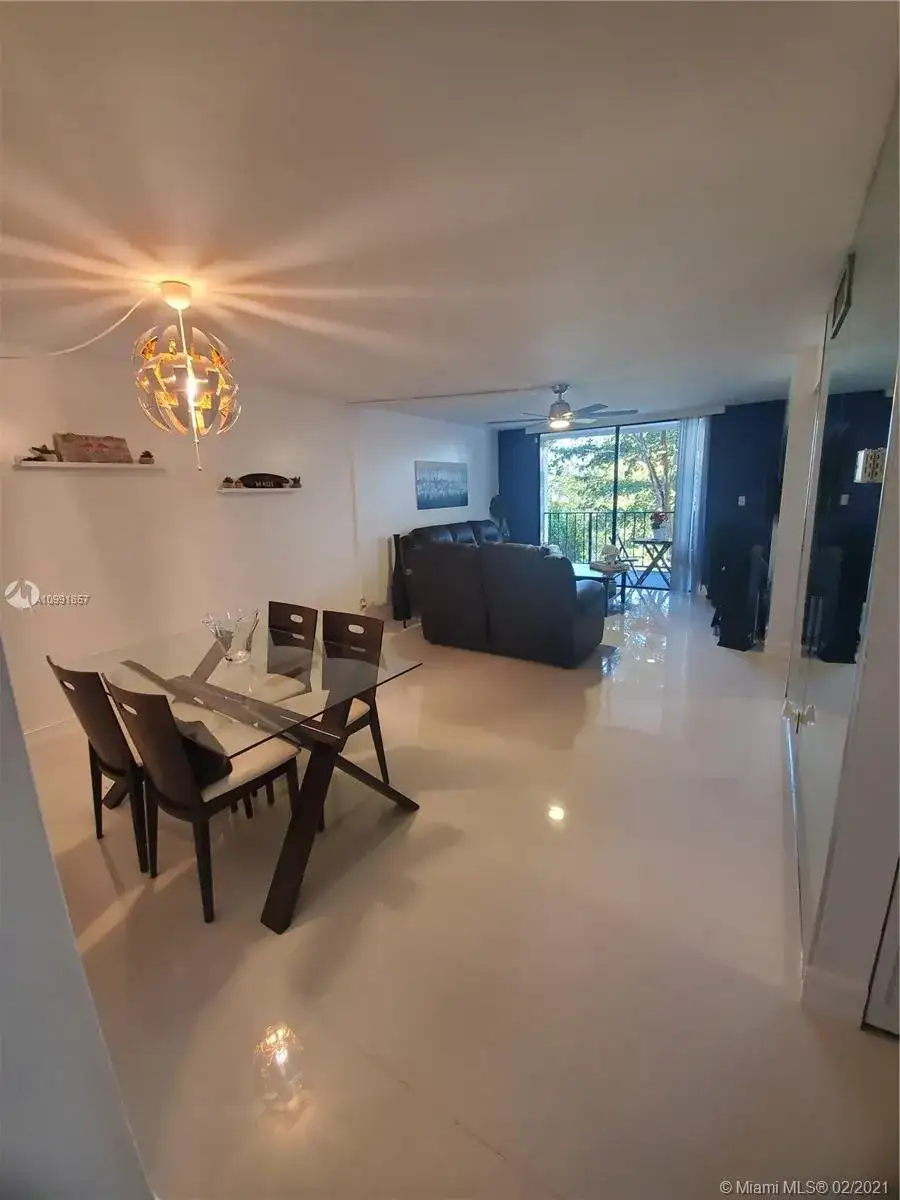 6190 Woodlands Blvd # 315, Tamarac FL 33319 photo 2