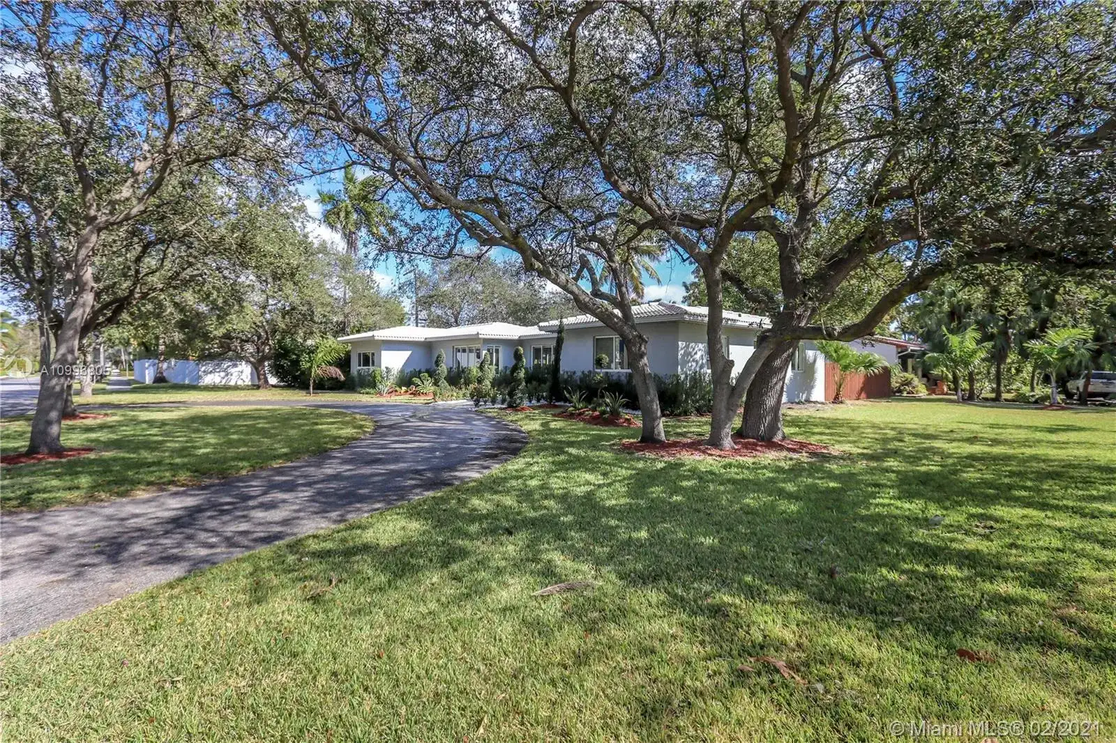 626 S 13th Ave, Hollywood FL 33019 photo 3