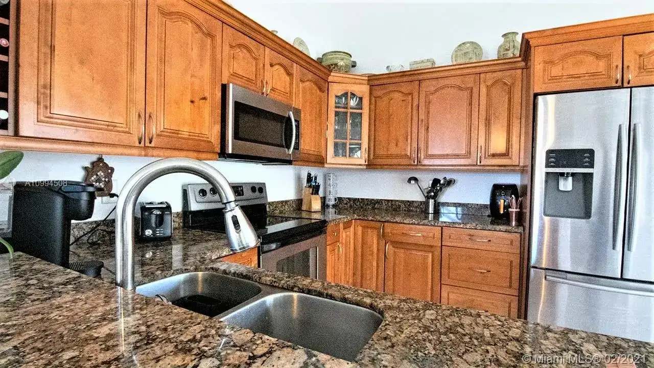 1711 SW 84th Ave, Miramar FL 33025 photo 3