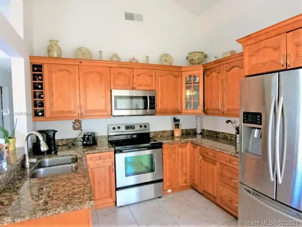 1711 SW 84th Ave, Miramar FL 33025 photo 4