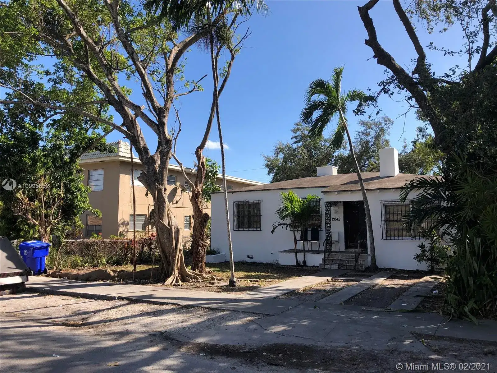 2042 SW 4th St, Miami FL 33135 photo 3