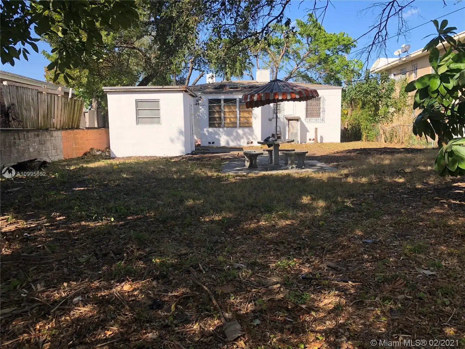 2042 SW 4th St, Miami FL 33135 photo 4