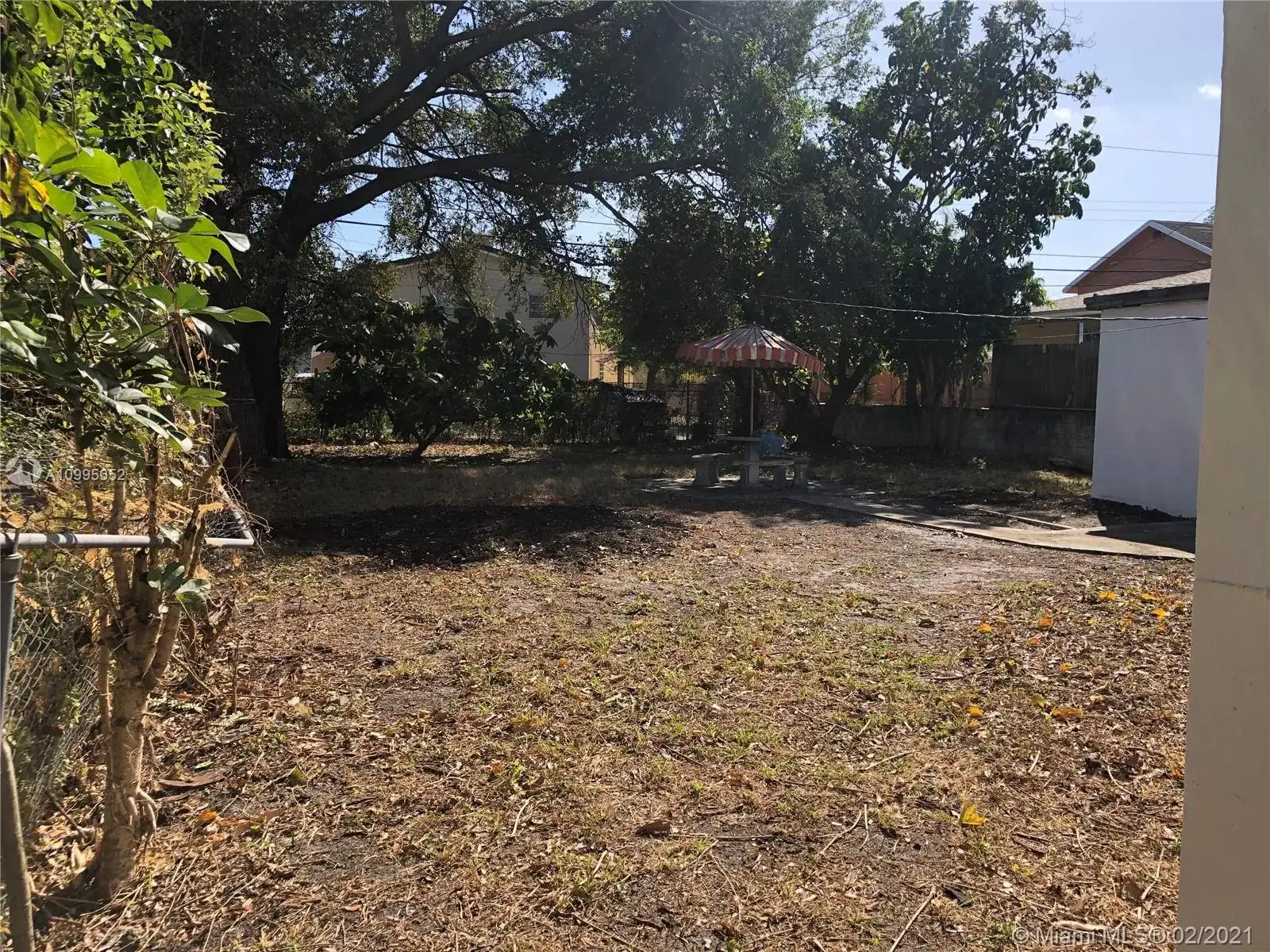 2042 SW 4th St, Miami FL 33135 photo 5