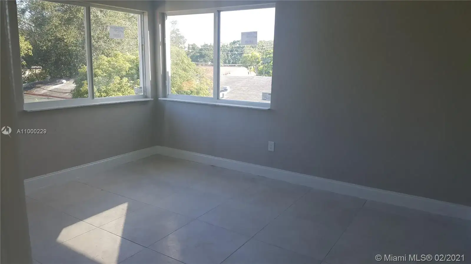 9011 NE 2nd Ave, El Portal FL 33138 photo 3