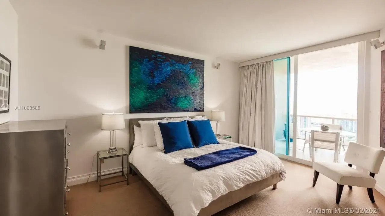 300 S Pointe Dr # 3506, Miami Beach FL 33139 photo 5