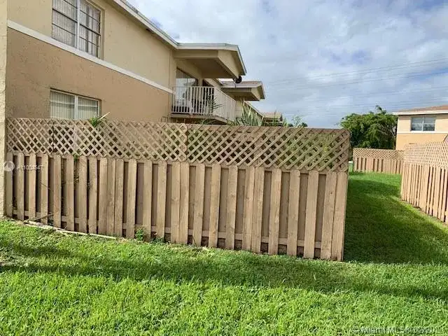 4550 NW 79th Ave # 1B, Doral FL 33166 photo 2