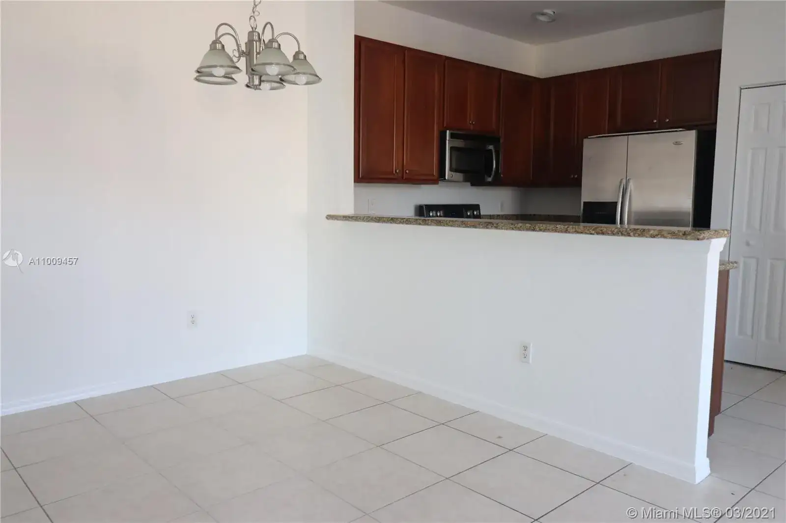 7920 N Nob Hill Rd # 208, Tamarac FL 33321 photo 2