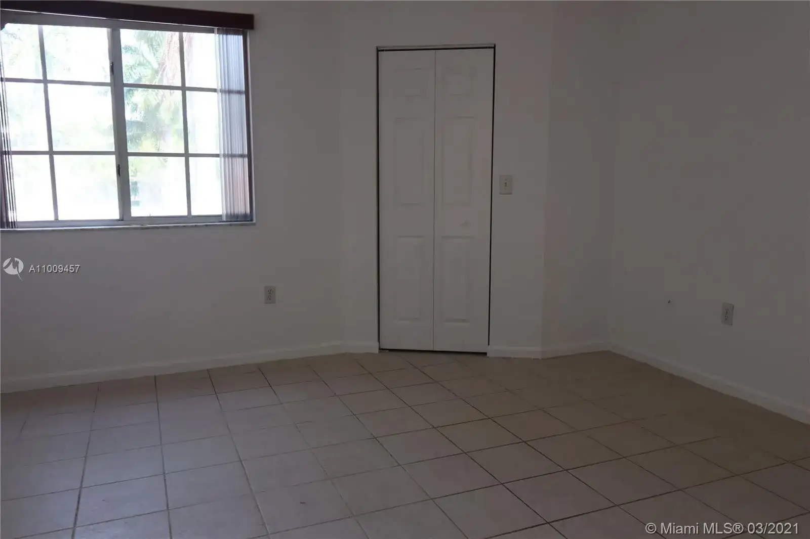 7920 N Nob Hill Rd # 208, Tamarac FL 33321 photo 4