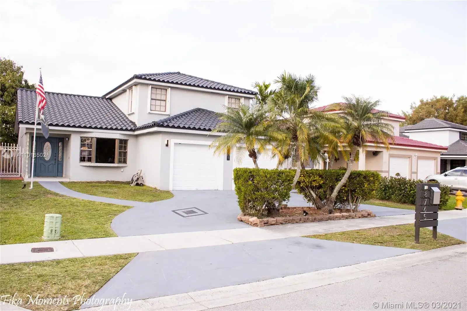 8765 NW 149th Ter, Miami Lakes FL 33018 photo 2