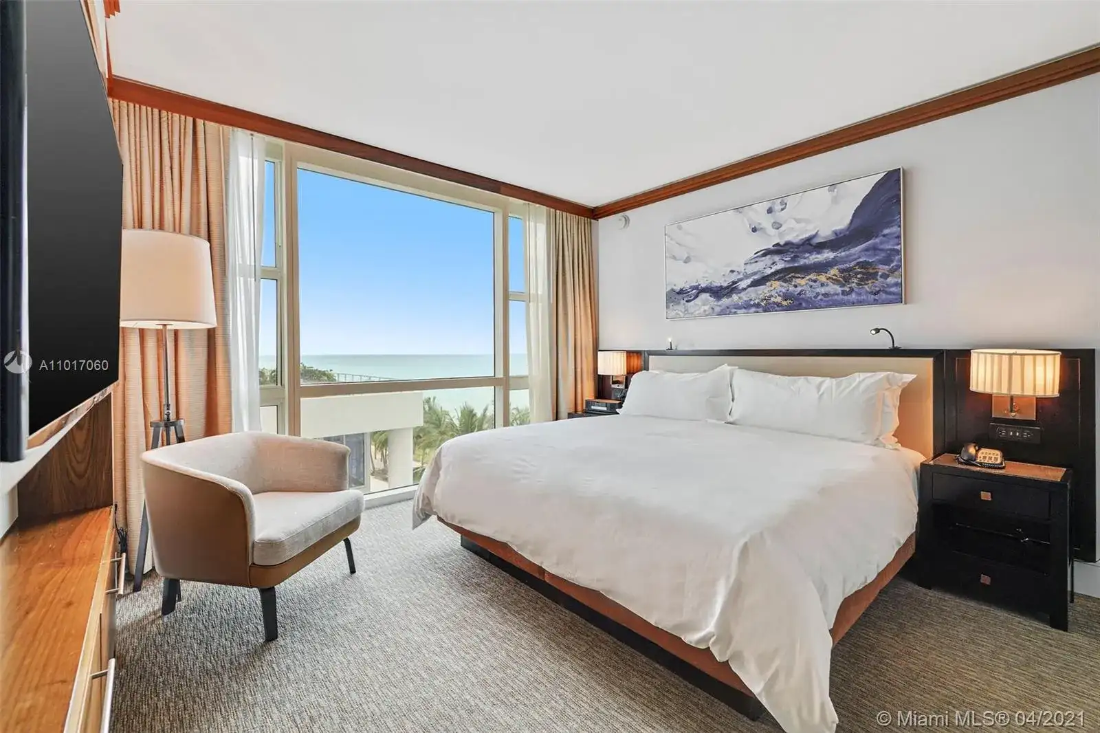 6801 Collins Ave # 611, Miami Beach FL 33141 photo 2