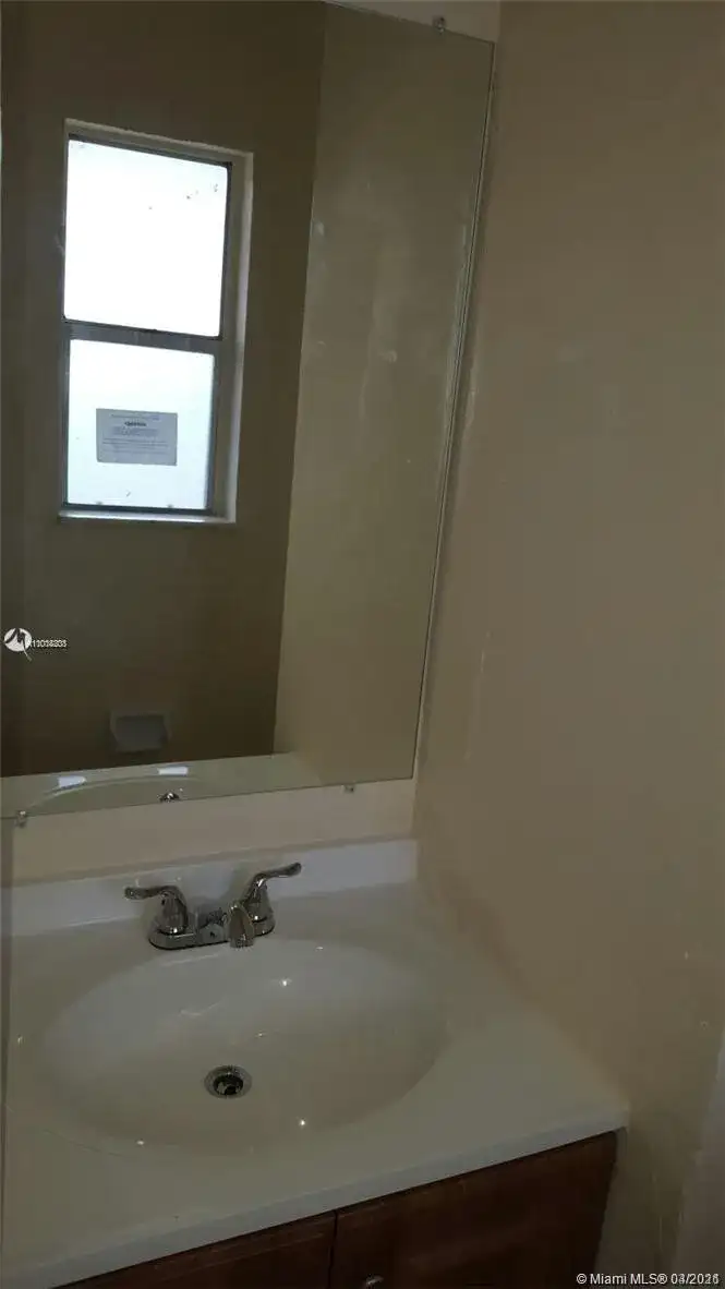 8060 Fairview Dr # 208, Tamarac FL 33321 photo 4