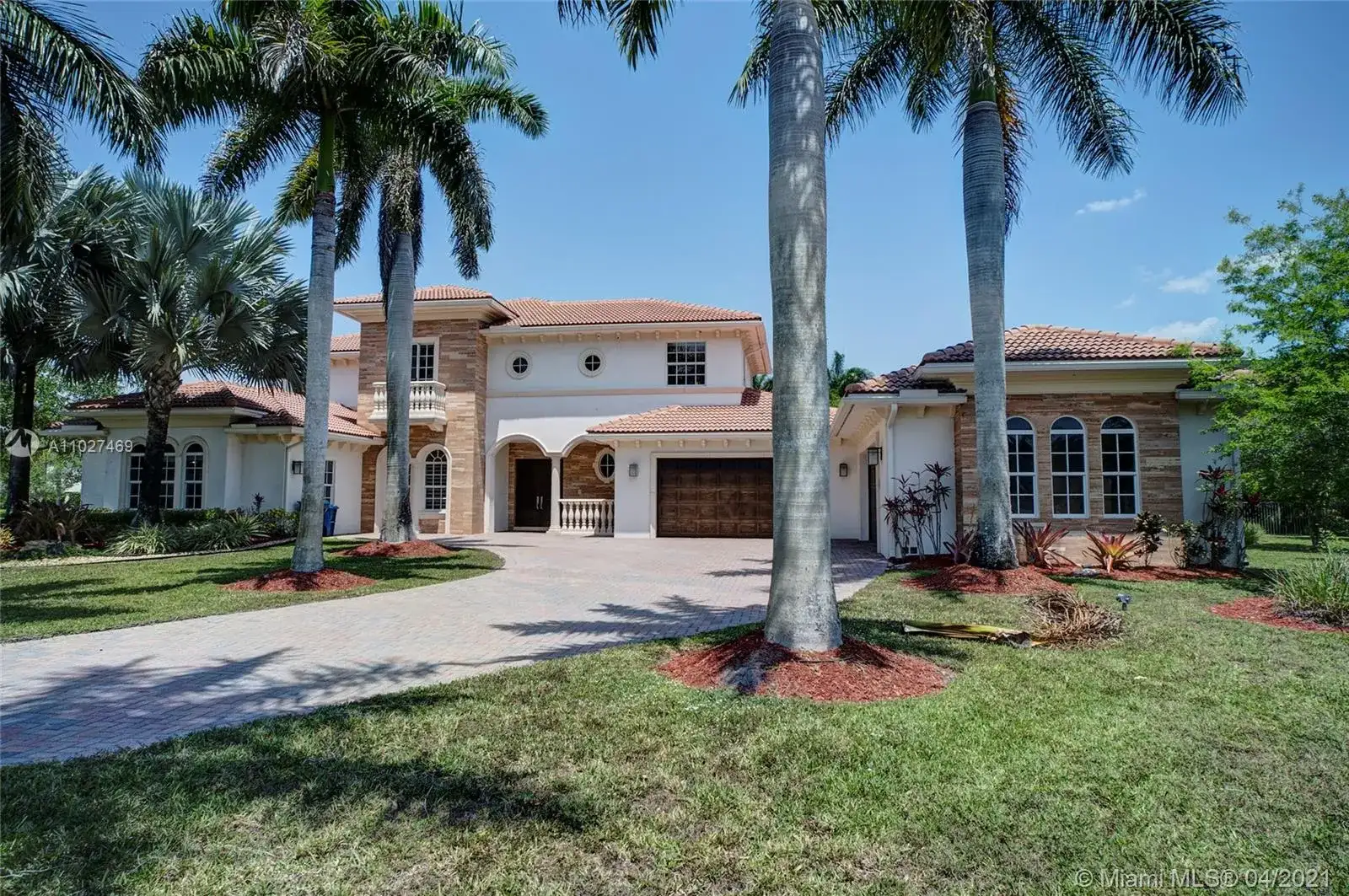 3200 LAKE RIDGE LANE, Weston FL 33332 photo 2
