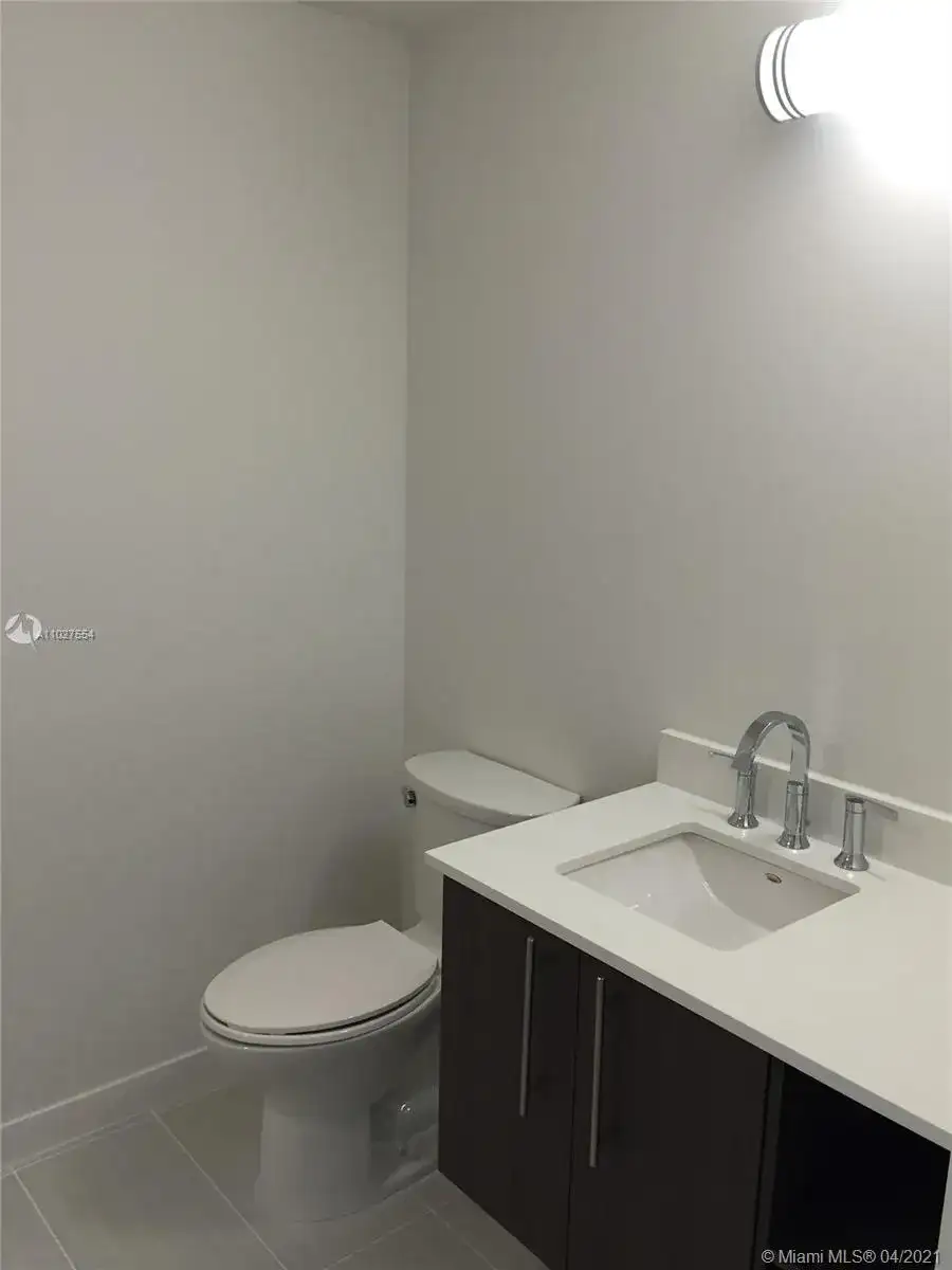 7825 NW 107th Ave # 304, Doral FL 33178 photo 5