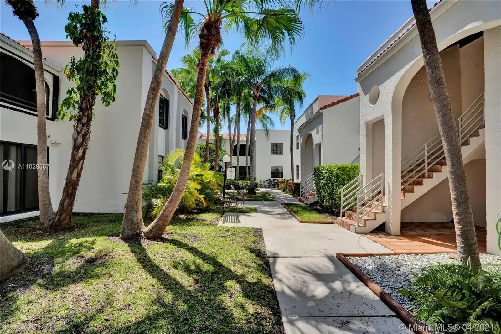 3571 Magellan Cir # 4, Aventura FL 33180 photo 3