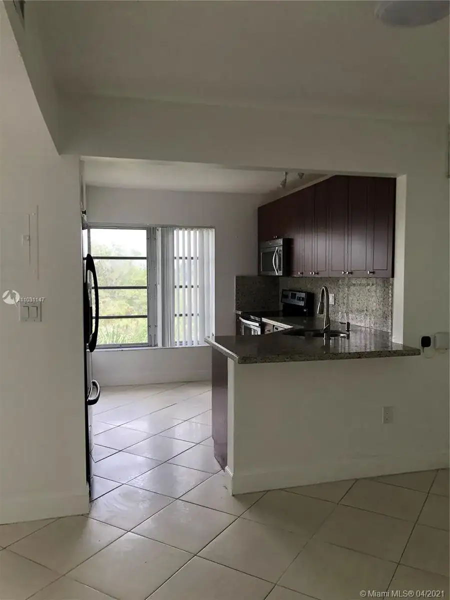4172 Inverrary Dr # 501, Lauderhill FL 33319 photo 3