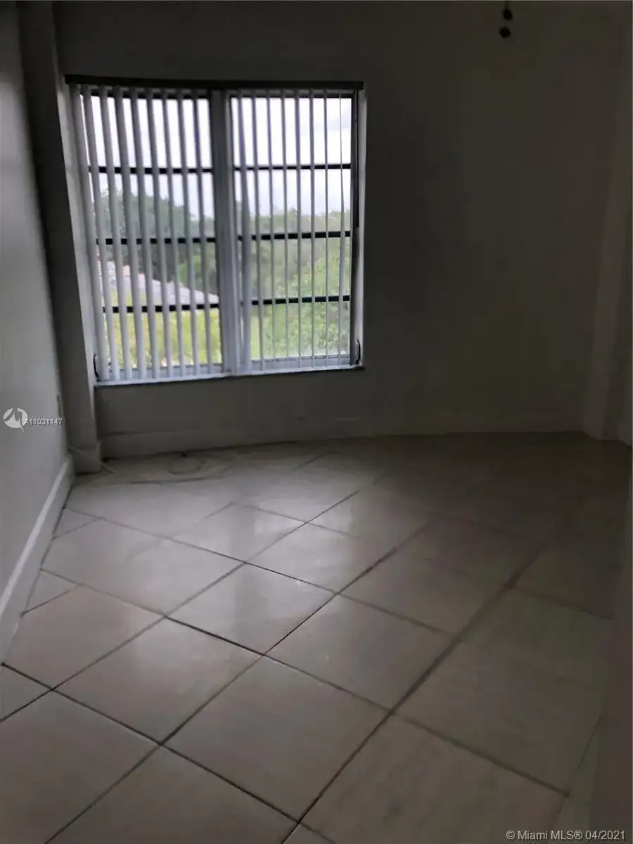 4172 Inverrary Dr # 501, Lauderhill FL 33319 photo 5