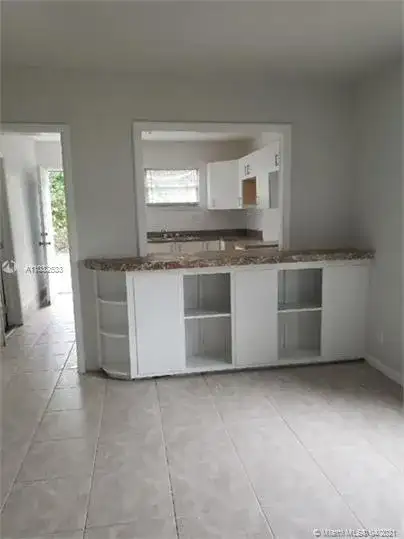1021 W 33rd St, Riviera Beach FL 33404 photo 3