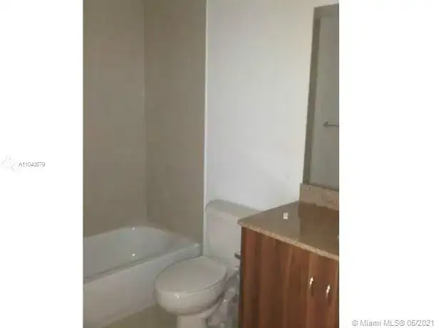 601 NE 23rd St, Miami FL 33137 photo 4