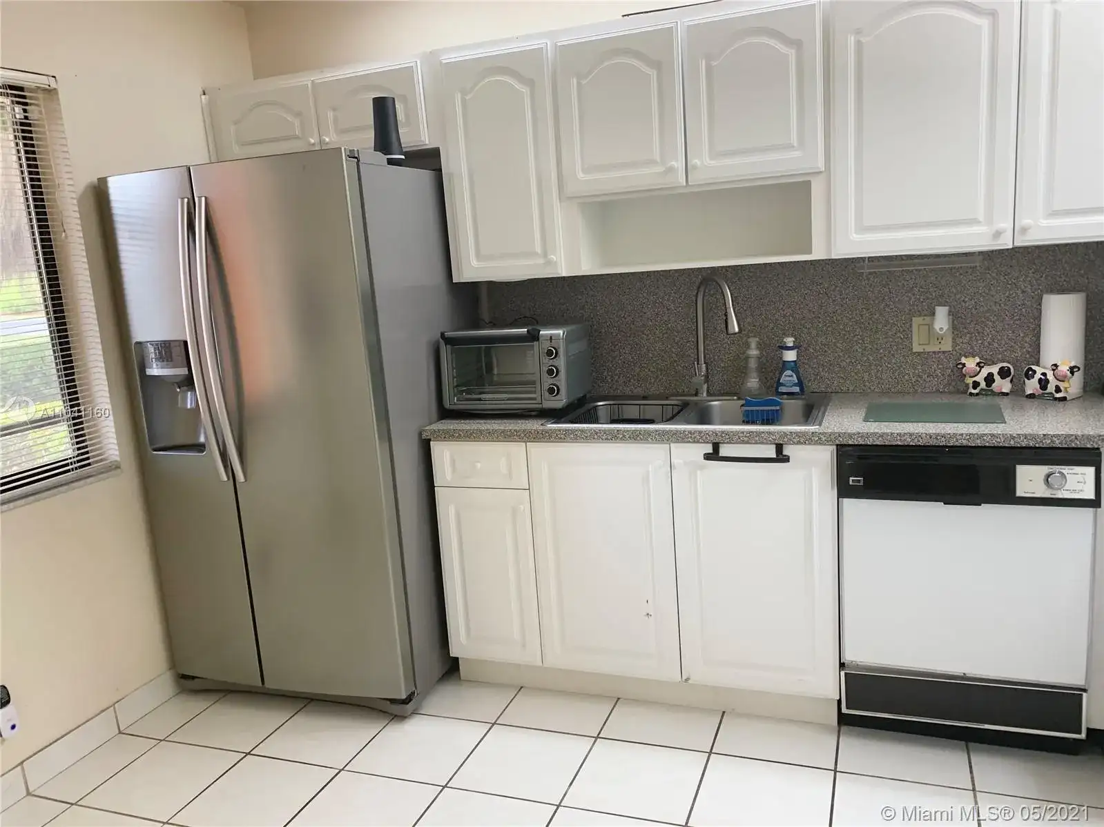 399 Lakeview Dr # 101, Weston FL 33326 photo 3