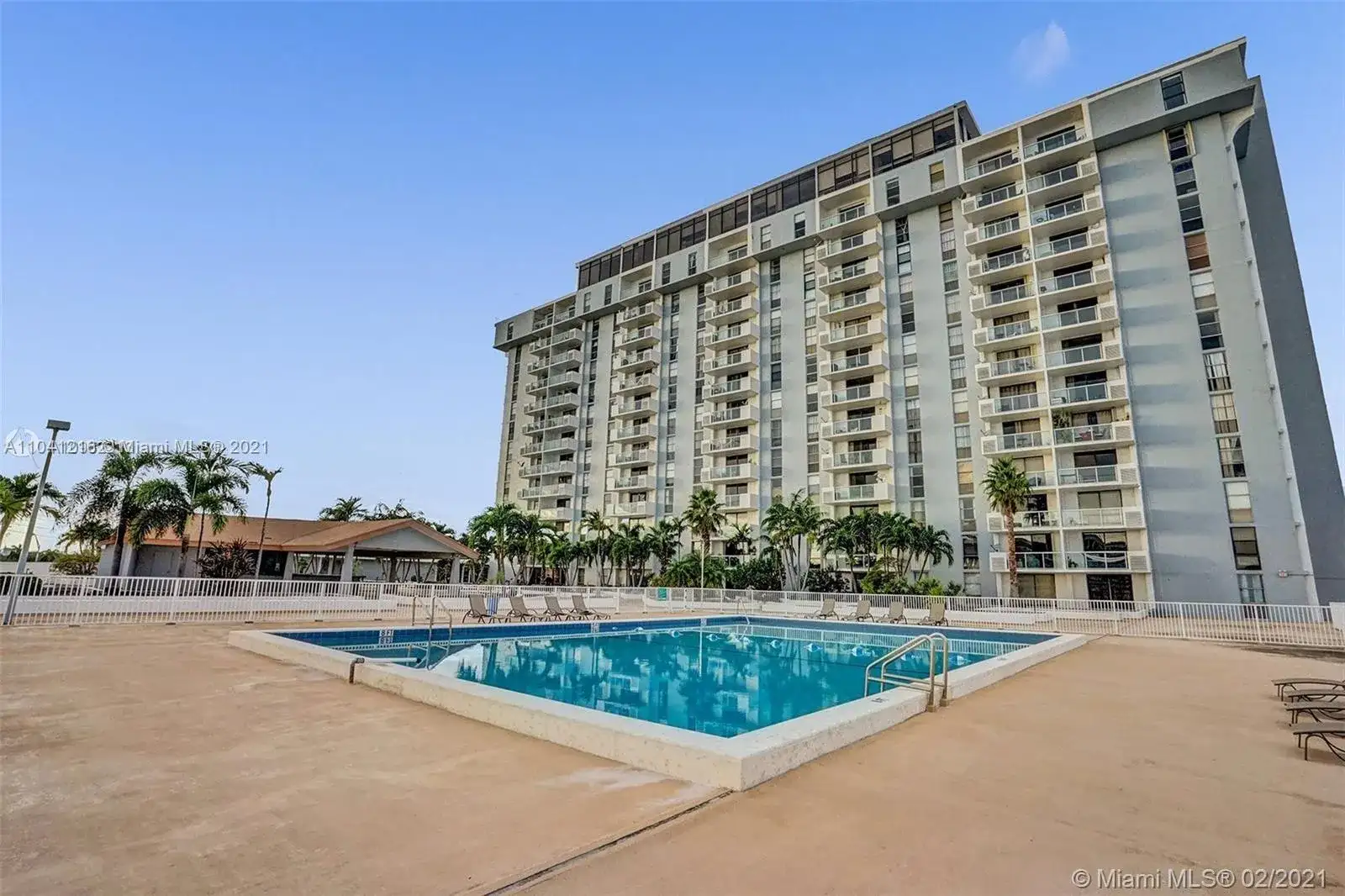 13499 Biscayne Blvd # 712, North Miami FL 33181 photo 5