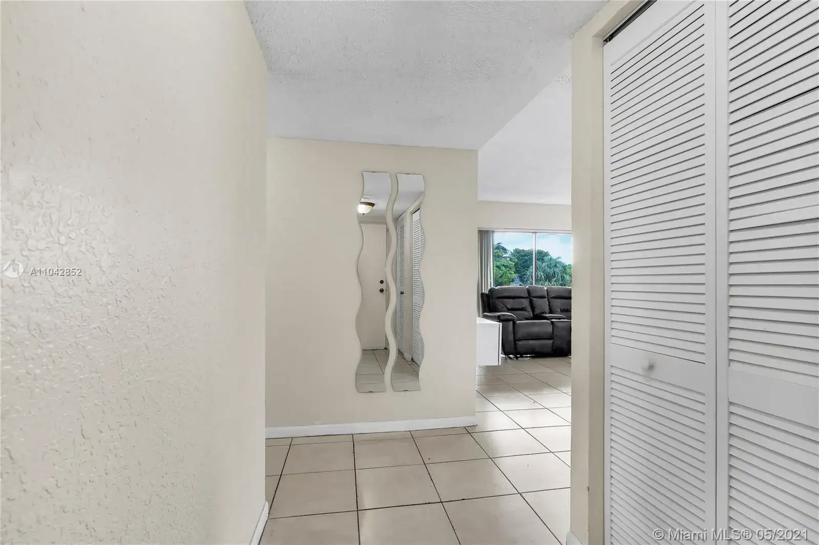 17500 NW 68th Ave # D2006, Hialeah FL 33015 photo 4