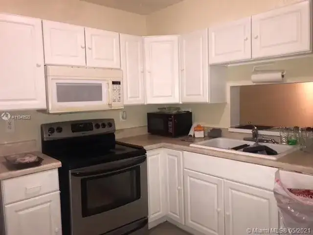 1051 Jefferson Dr # 1051J, Homestead FL 33034 photo 3