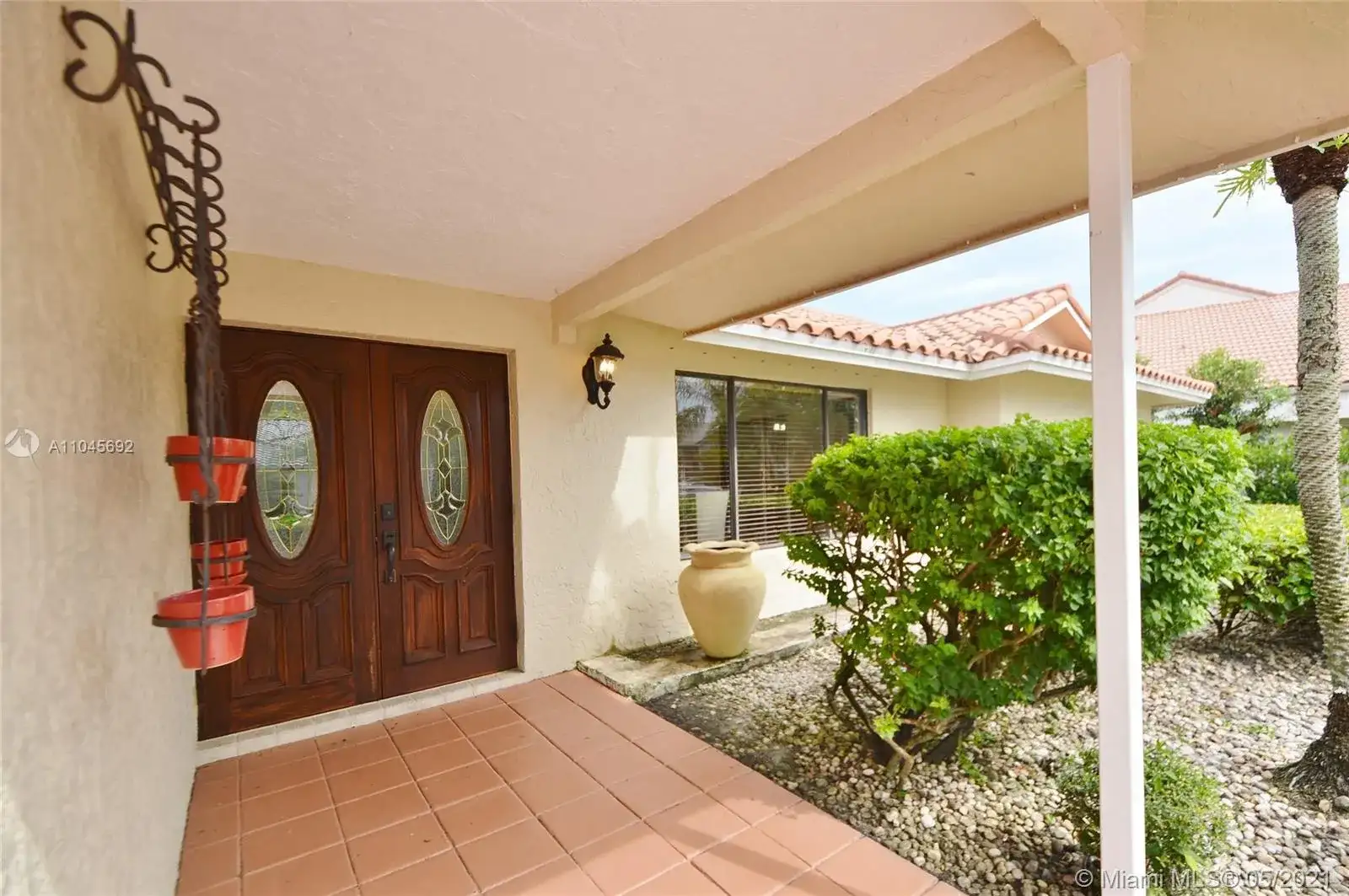 7920 NW 85th Ave, Tamarac FL 33321 photo 2