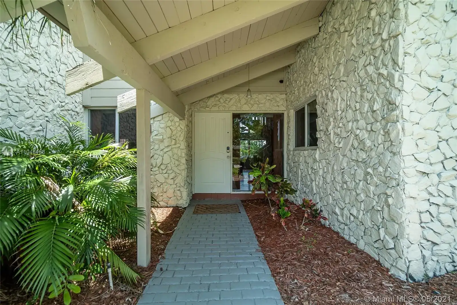 520 SW 101st Ave, Plantation FL 33324 photo 4