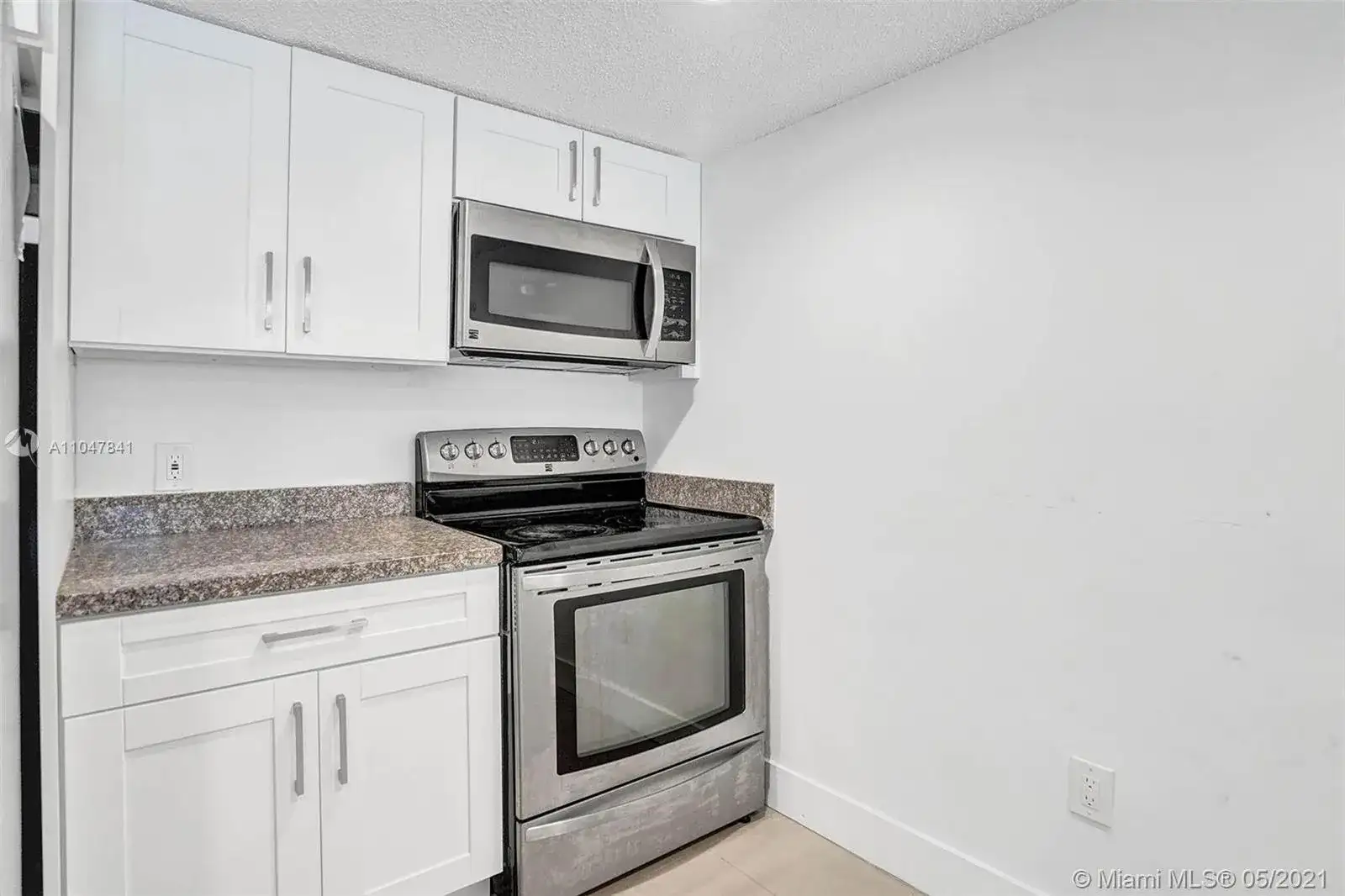 555 NE 123rd St # B, North Miami FL 33161 photo 3