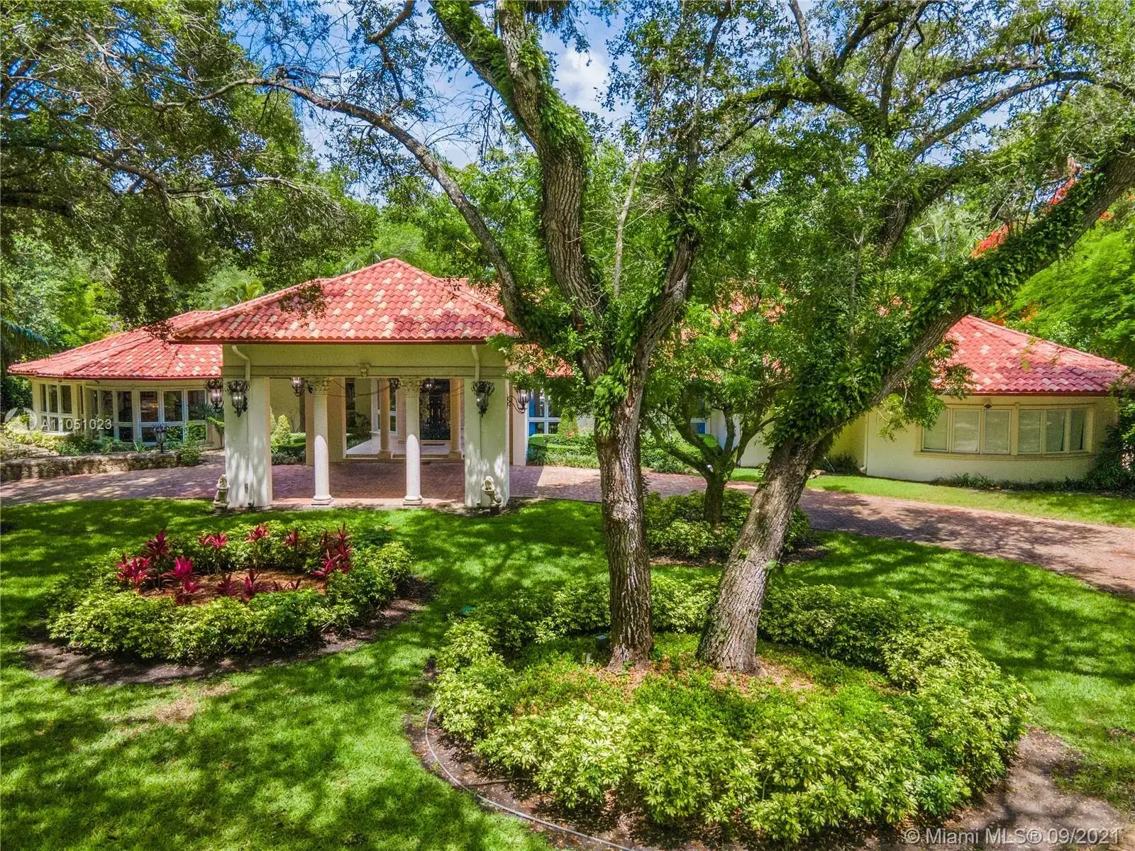 9400 Old Cutler Rd, Coral Gables FL 33156 photo 2