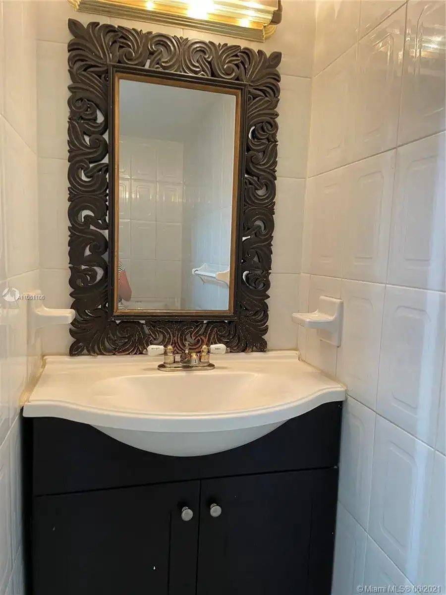 1300 W 53rd St # 38, Hialeah FL 33012 photo 4