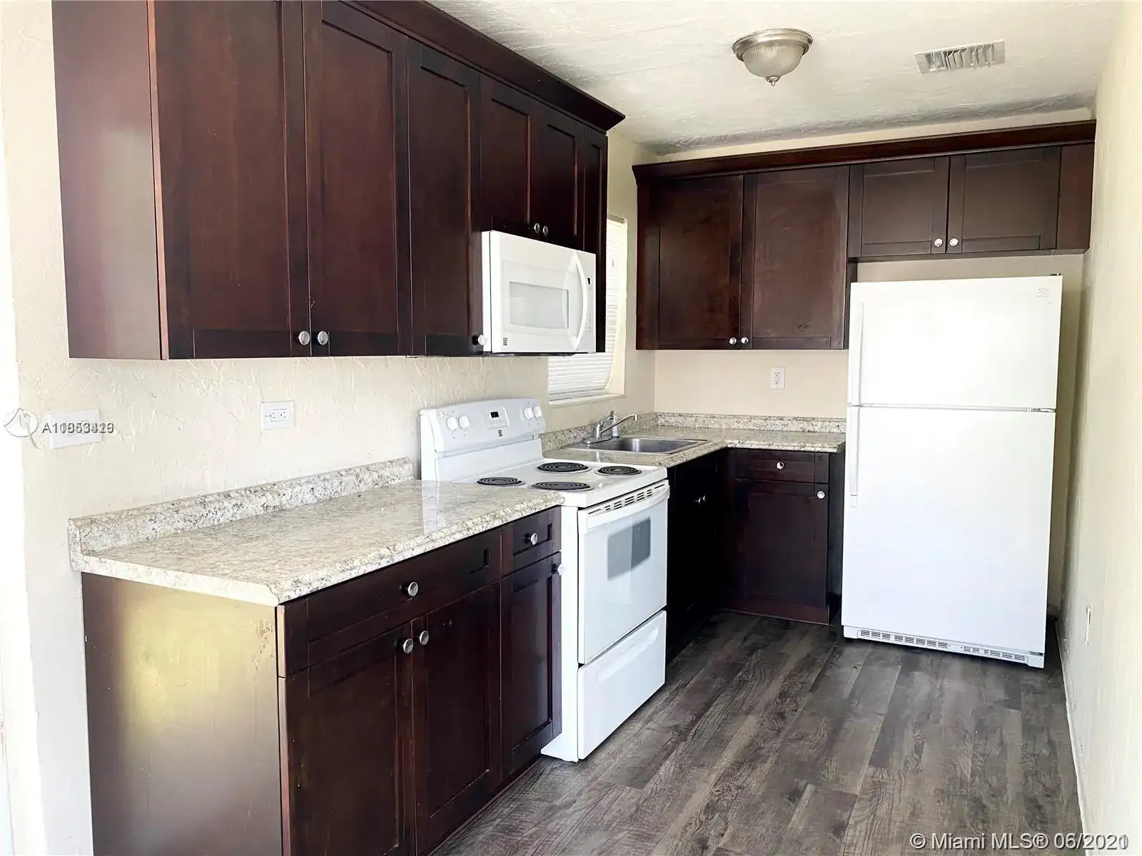 3441 NW 6th Ct, Lauderhill FL 33311 photo 4
